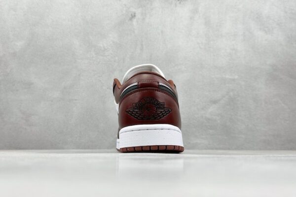 Nike White red and black toe shoes AJ1 low cut casual board shoes official item number: hf3148102