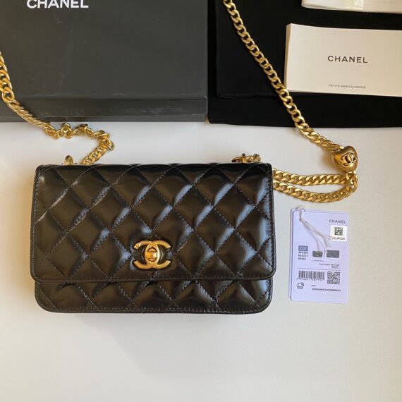 Chanel The WOC chain bag is adjustable and more convenient, with exquisite details and model number 3201