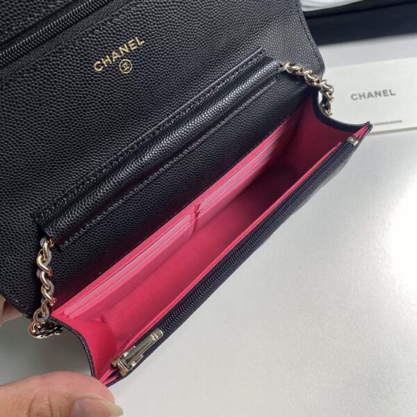 The WOC chain bag is adjustable and more convenient, with exquisite details and model number Ap3189