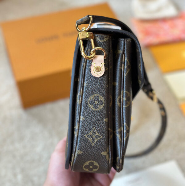 Louis Vuitton POCHETTE METIS BACKPACK  Shoulder 25cm Best Bag