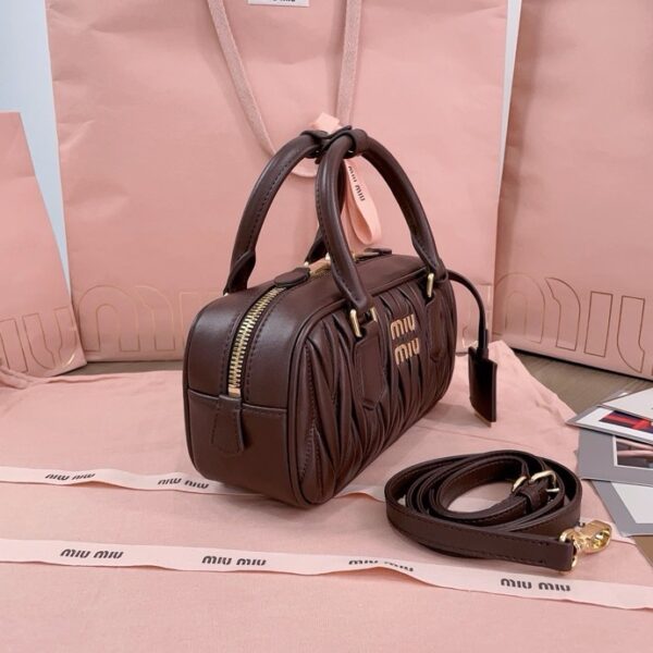 miumiu Model number 5BB142, M's new bowling bag with a unique Matelasse style.