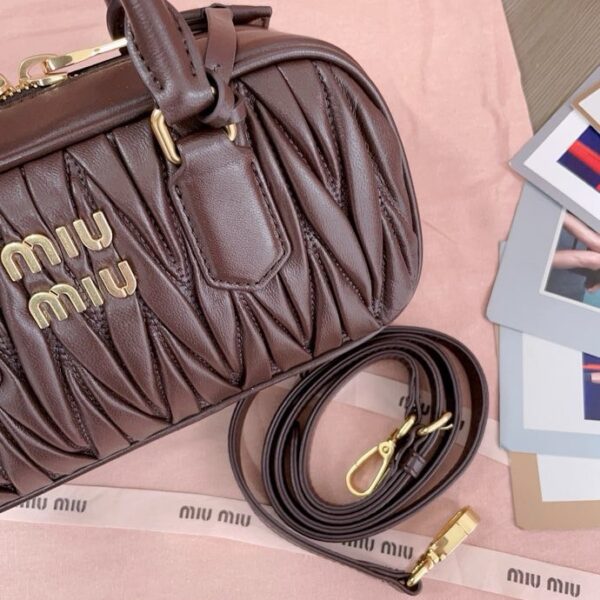 miumiu Model number 5BB142, M's new bowling bag with a unique Matelasse style.