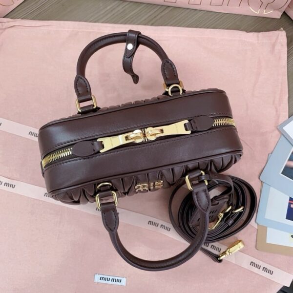 miumiu Model number 5BB142, M's new bowling bag with a unique Matelasse style.