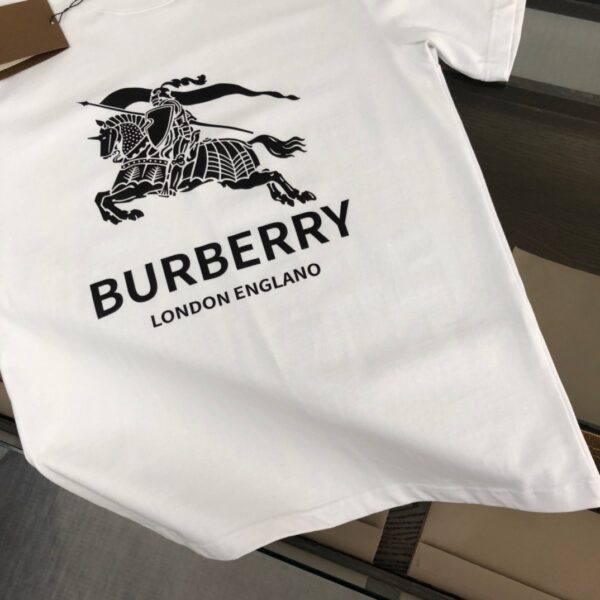 Burberry Summer new round neck short sleeved T-shirt