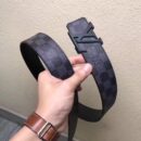 luxury modern Taurillon leather embellished with elegant and generous iconic letter L – soft and sturdy belt width: 40MM