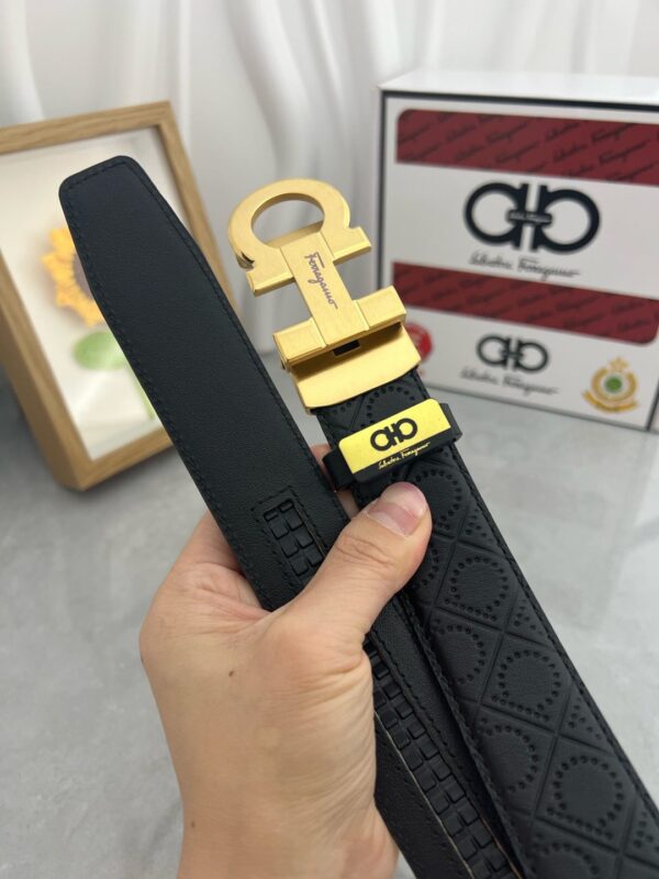 Cowhide Belt 100% Head Layer Cowhide Belt 24K Pure Steel Buckle Width 3.5CM Size: 105-125