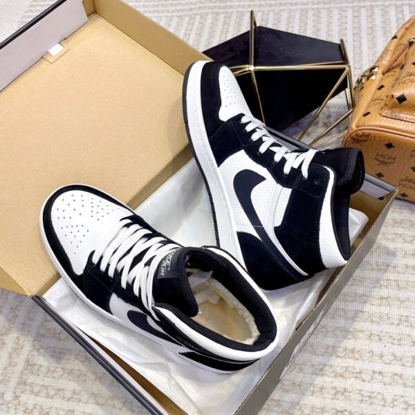 Jordan winter sports board shoes AJ classic shoe type high top series can be matched with couple's styles