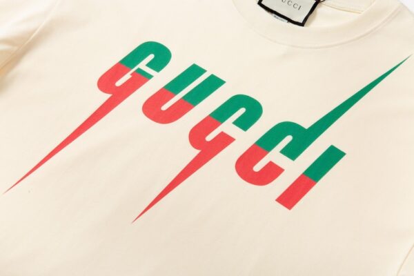 gucci T-shirt Blade Flash Printed Round Neck Short Sleeve