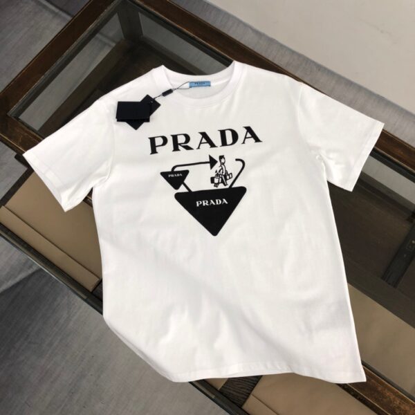 PRADA T-shirt New Traveler Element Triangle Pattern
