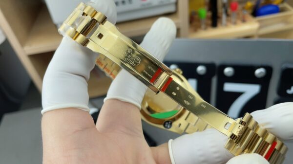 Rolex watch Swiss movement sapphire fiberglass