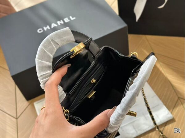Chanel Handbag Bag Kelly Weige Chain Bag
