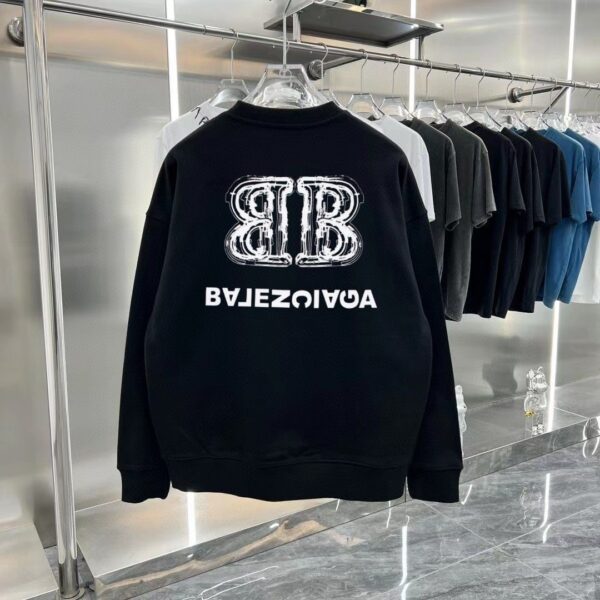 Balenciaga Sweatshirt Signature A Blend of Style and Luxury