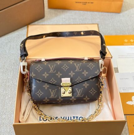 Louis Vuitton crossbody bag
