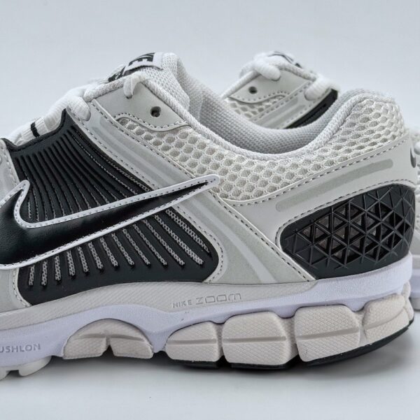 Nike Retro style mesh breathable sports shoes