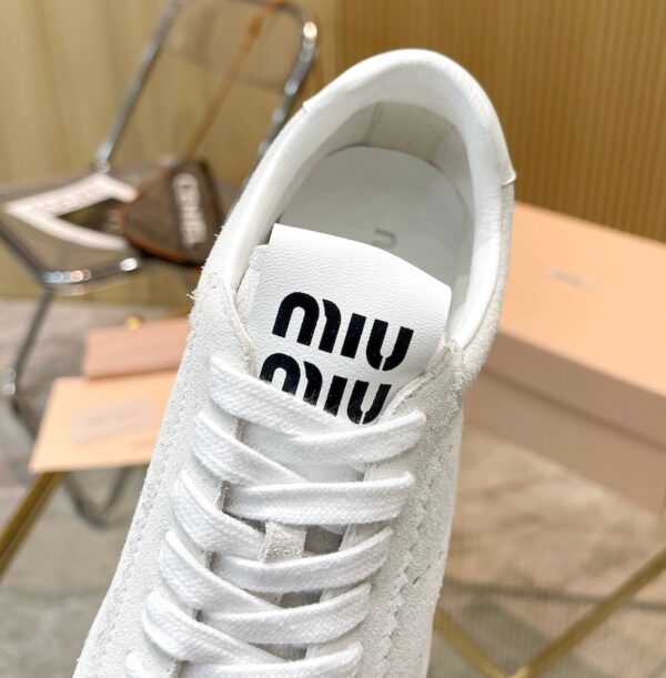 miumiu casual sports shoes fashion show new
