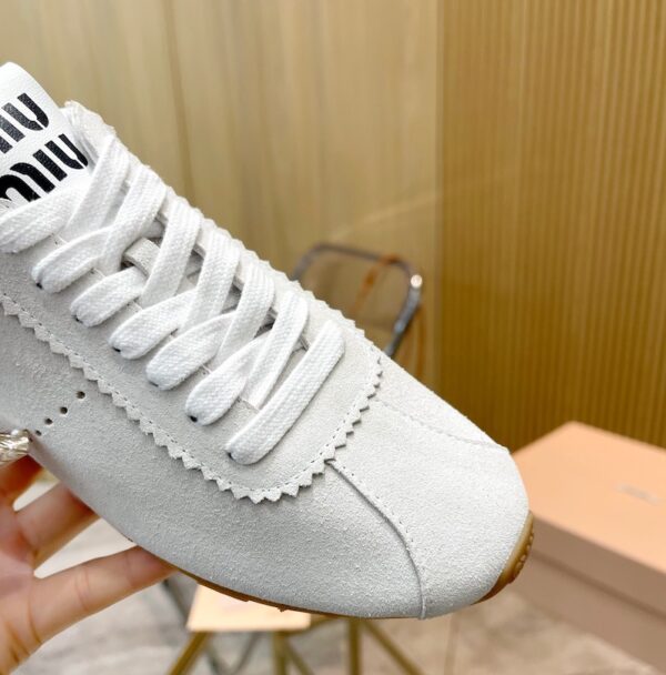 miumiu casual sports shoes fashion show new