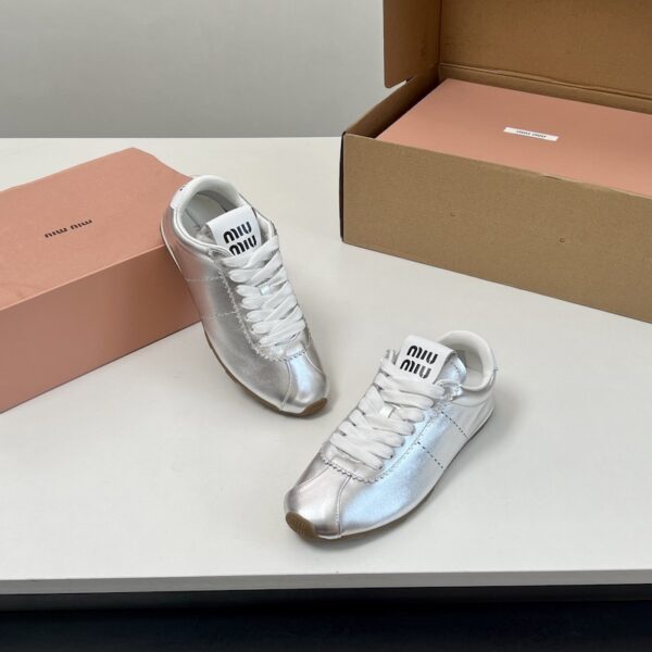 miumiu casual sports shoes fashion show new